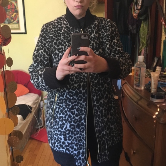 L/XL Sam Edelman Leopard Long Bomber Jacket - Picture 3 of 6